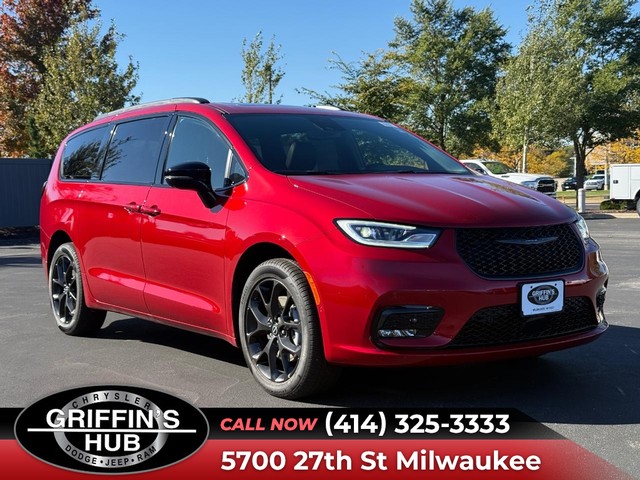 more details - chrysler pacifica