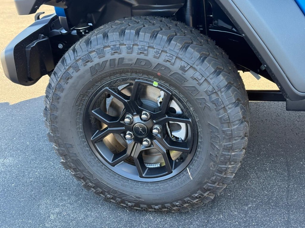 2026 Jeep Wrangler 4-Door Willys - Photo 8