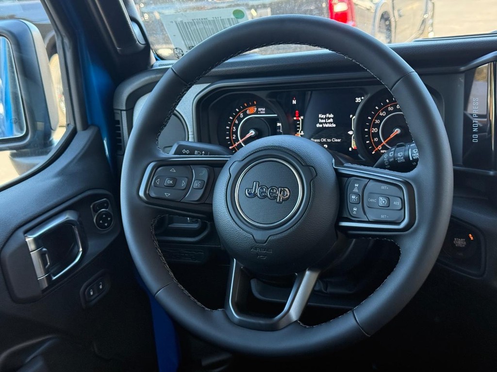 2026 Jeep Wrangler 4-Door Willys - Photo 14