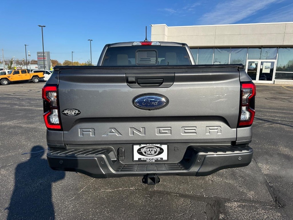 Ford Ranger Vehicle Full-screen Gallery Image 04