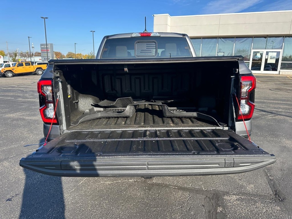 Ford Ranger Vehicle Full-screen Gallery Image 05