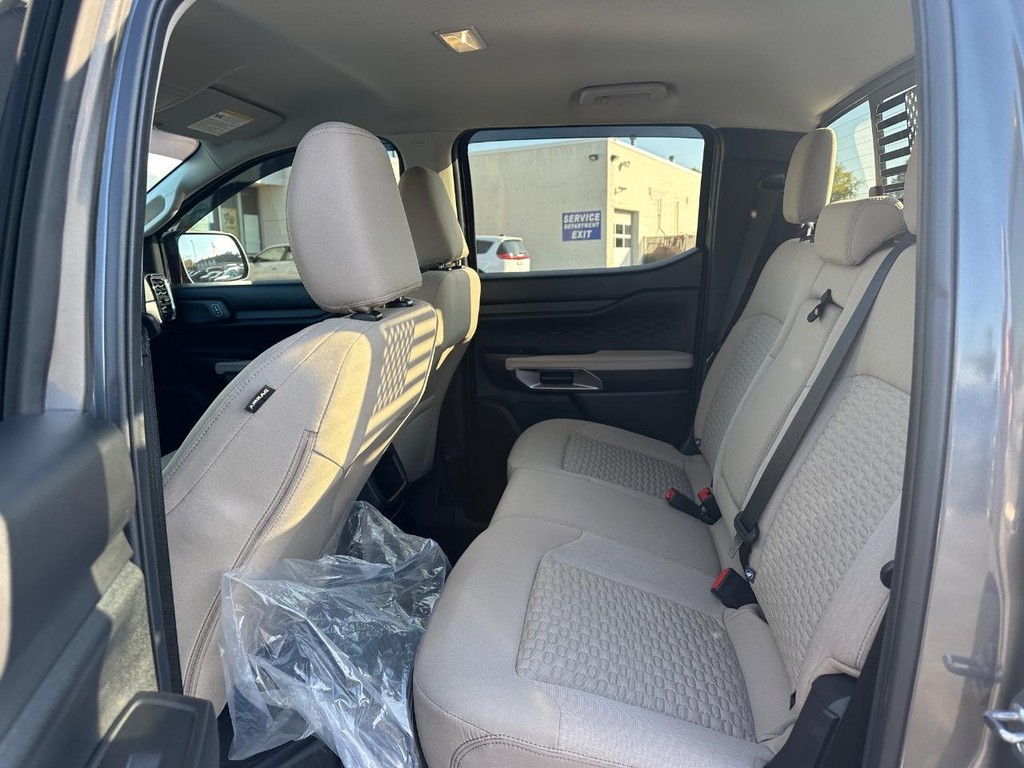 Ford Ranger Vehicle Full-screen Gallery Image 10