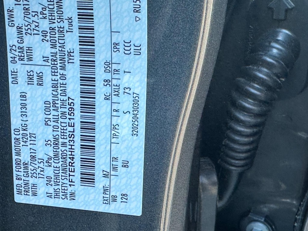 Ford Ranger Vehicle Full-screen Gallery Image 22