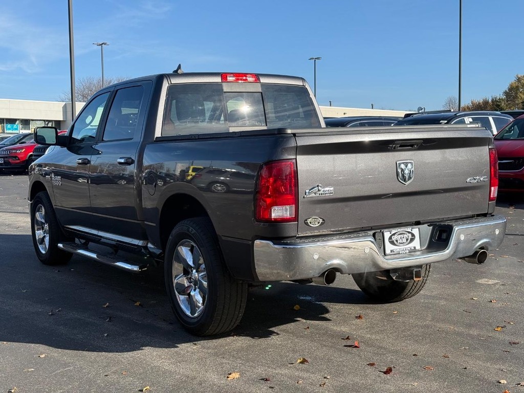 Ram 1500 Vehicle Full-screen Gallery Image 06