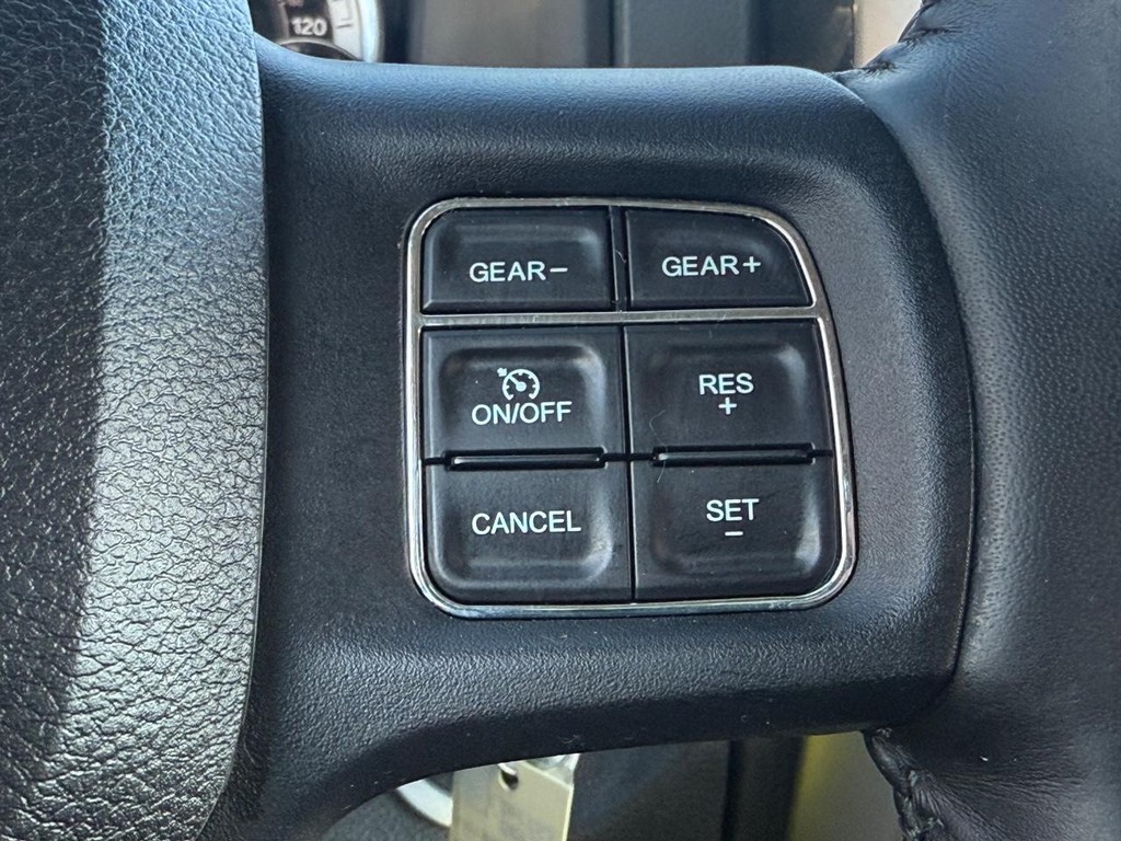 Ram 1500 Vehicle Full-screen Gallery Image 15