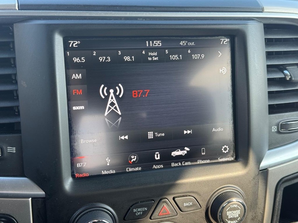 Ram 1500 Vehicle Full-screen Gallery Image 17