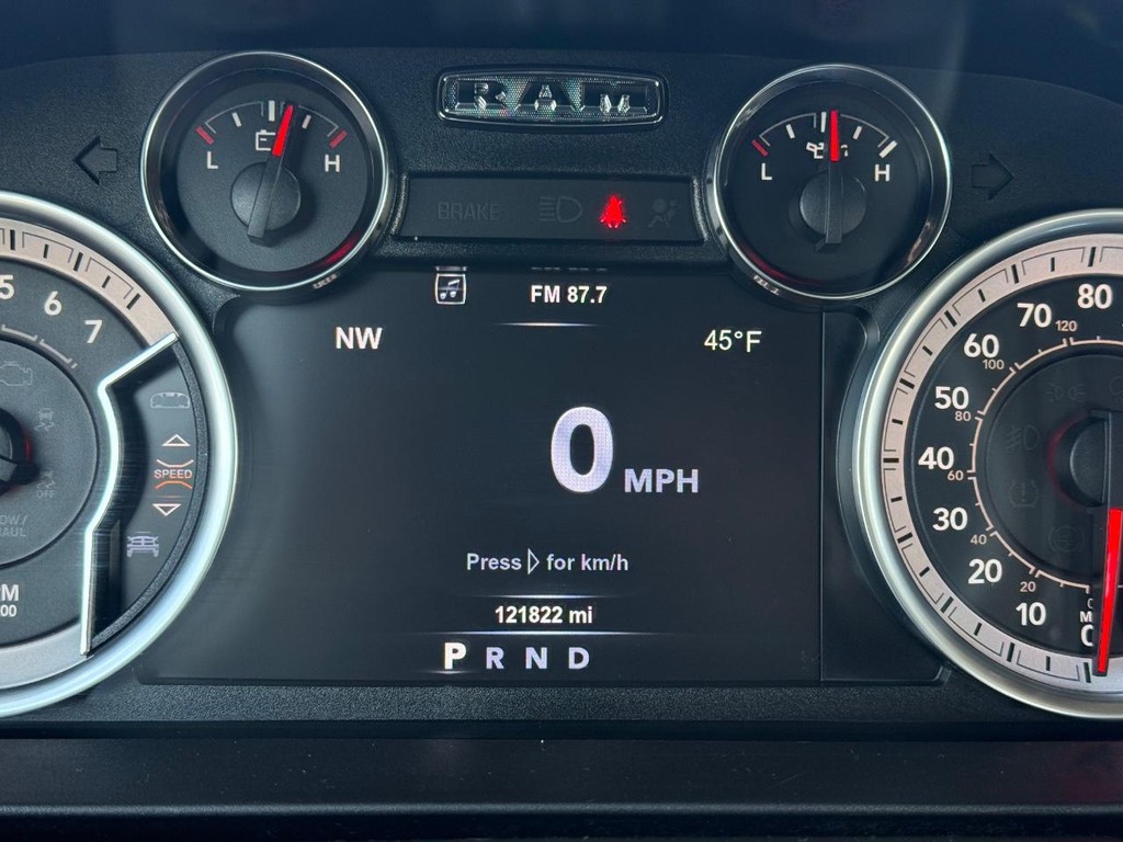 Ram 1500 Vehicle Full-screen Gallery Image 22