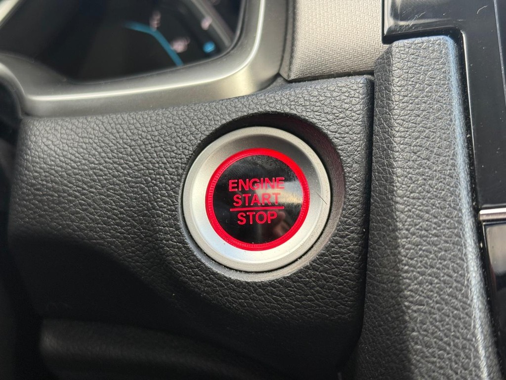 Honda Civic Sedan Vehicle Full-screen Gallery Image 17