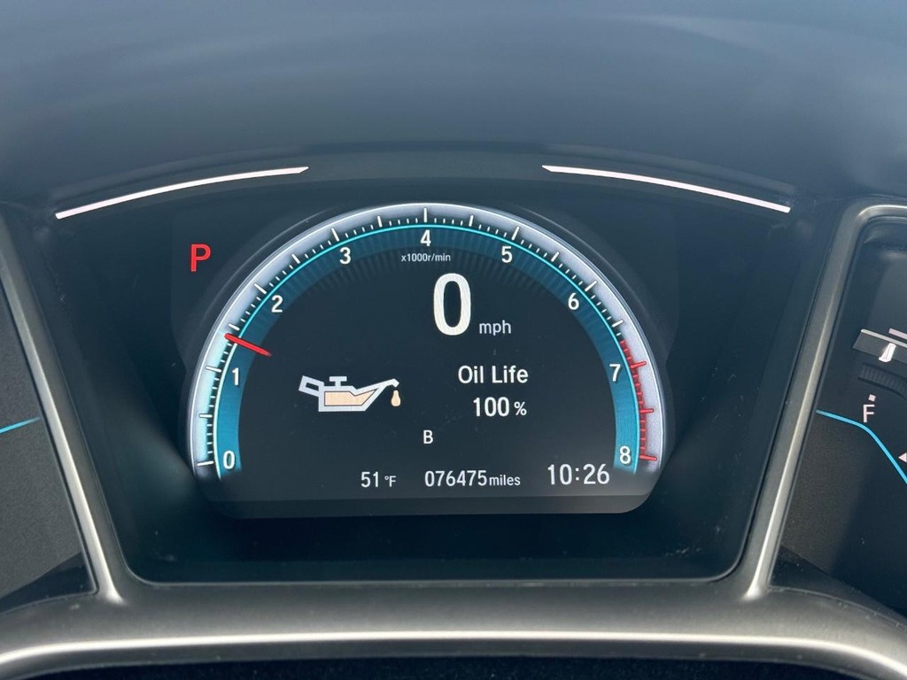 Honda Civic Sedan Vehicle Full-screen Gallery Image 22