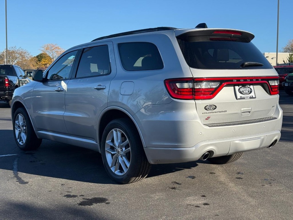 Dodge Durango Vehicle Full-screen Gallery Image 06