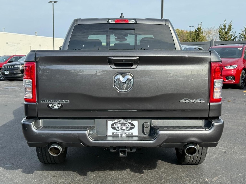 Ram 1500 Vehicle Full-screen Gallery Image 05