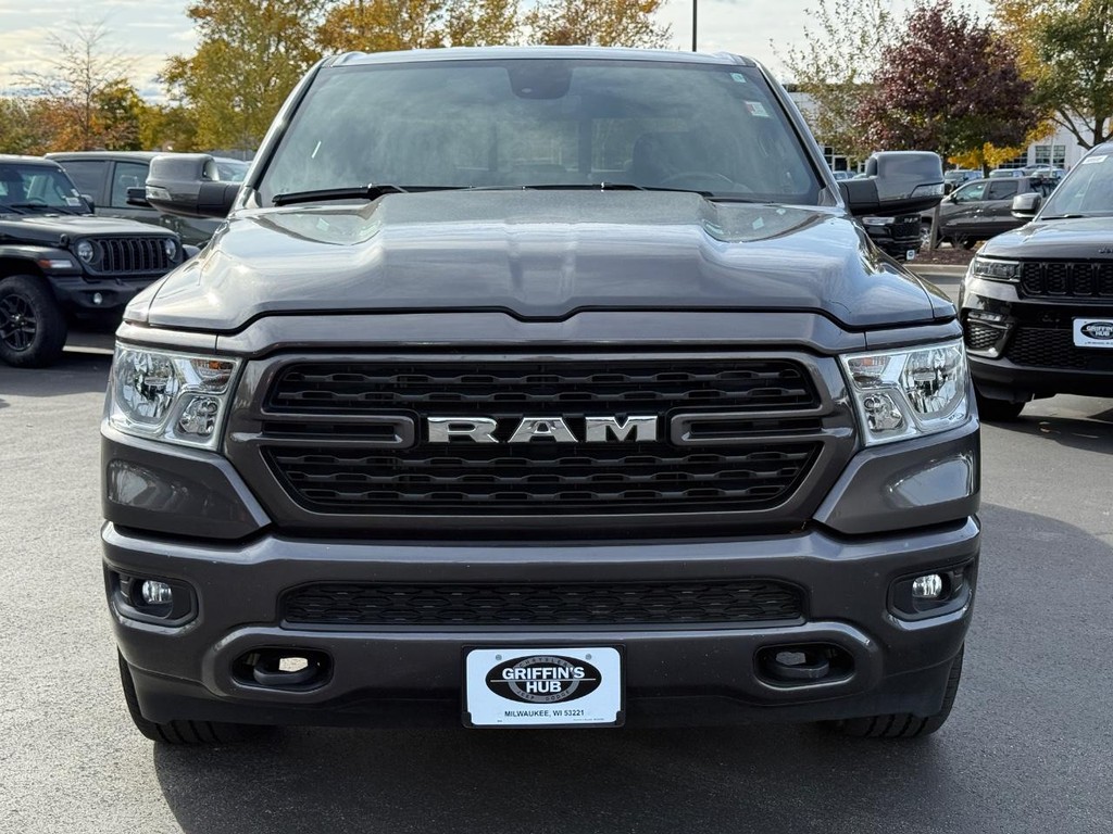 Ram 1500 Vehicle Full-screen Gallery Image 10