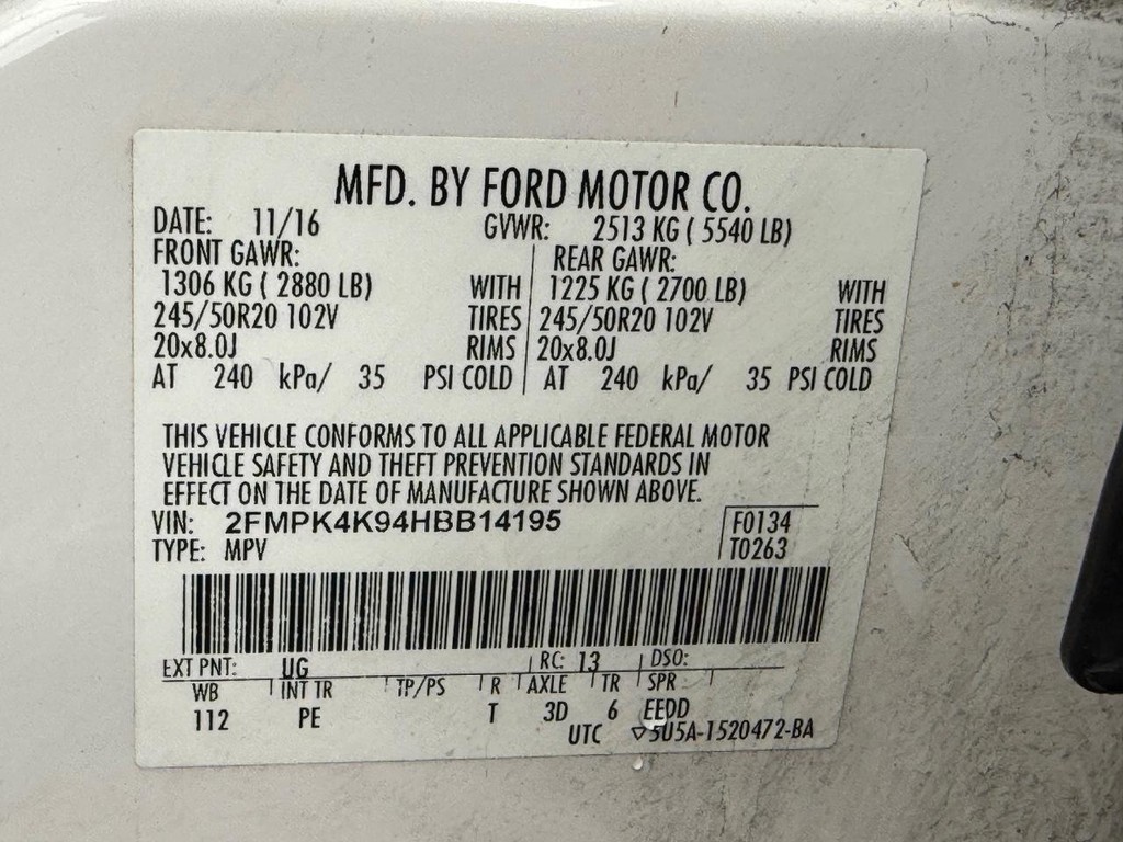 Ford Edge Vehicle Full-screen Gallery Image 28