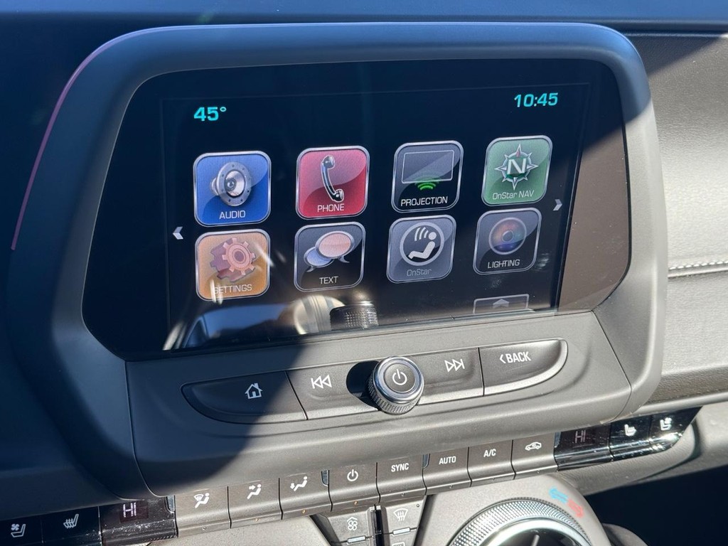 Chevrolet Camaro Vehicle Full-screen Gallery Image 17