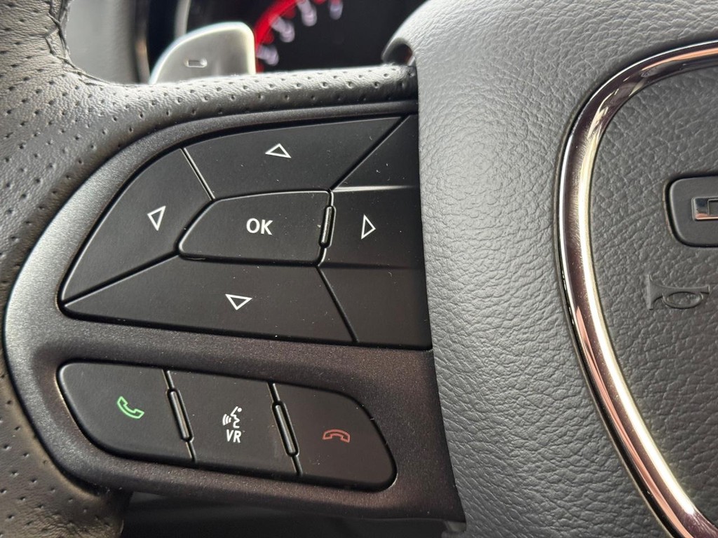 Dodge Durango Vehicle Full-screen Gallery Image 10