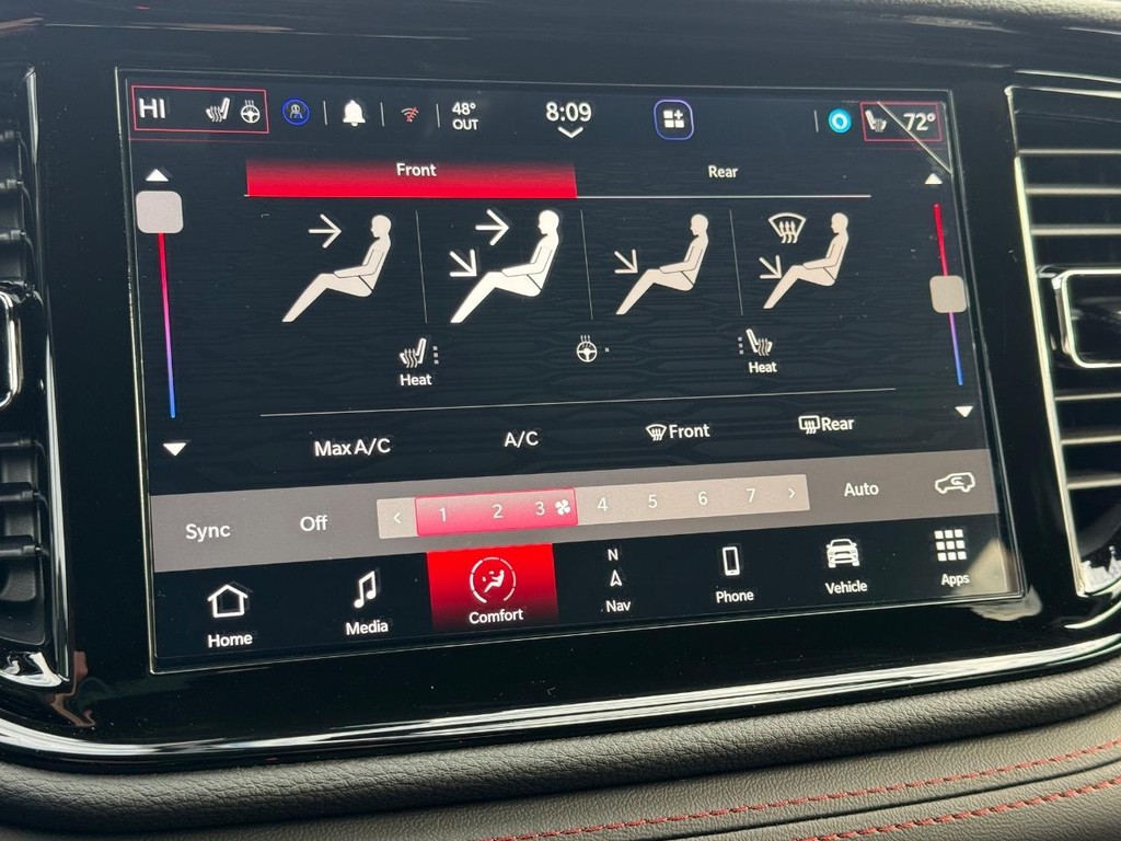 Dodge Durango Vehicle Full-screen Gallery Image 14