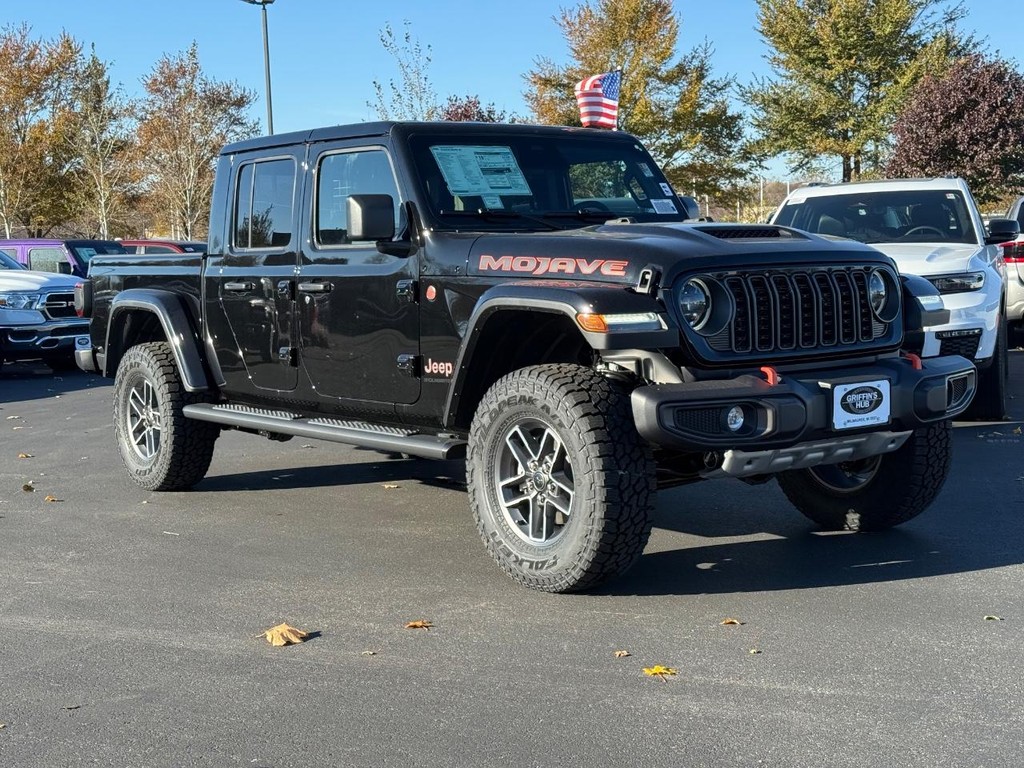 Jeep Gladiator Vehicle Full-screen Gallery Image 02