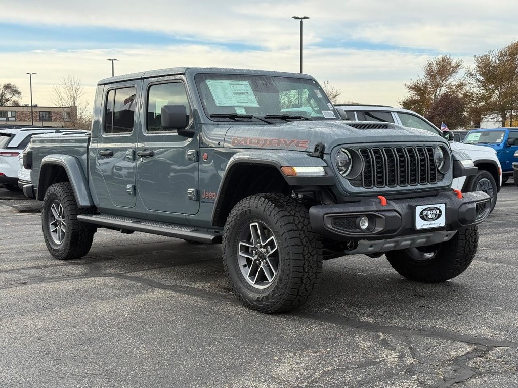 Jeep Gladiator Vehicle Full-screen Gallery Image 02