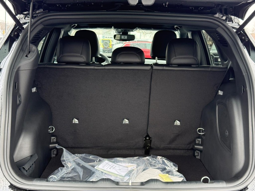 Jeep Compass Vehicle Full-screen Gallery Image 05