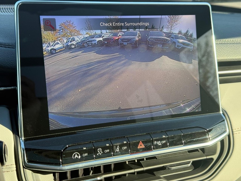 Jeep Compass Vehicle Full-screen Gallery Image 14