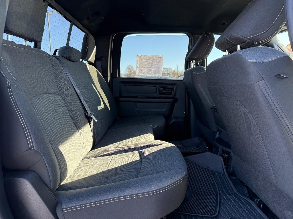 Ram 2500 Vehicle Full-screen Gallery Image 06