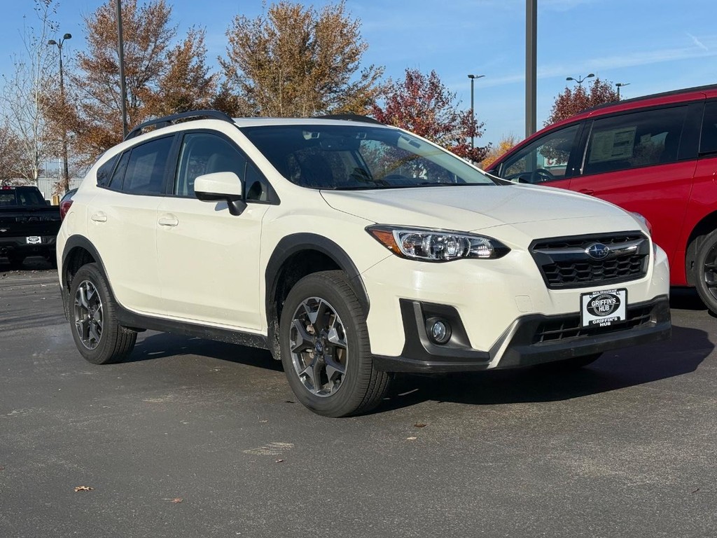 Subaru Crosstrek Vehicle Full-screen Gallery Image 02