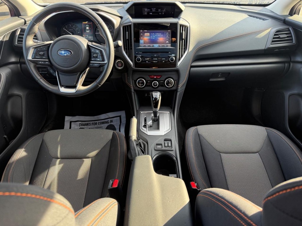 Subaru Crosstrek Vehicle Full-screen Gallery Image 13