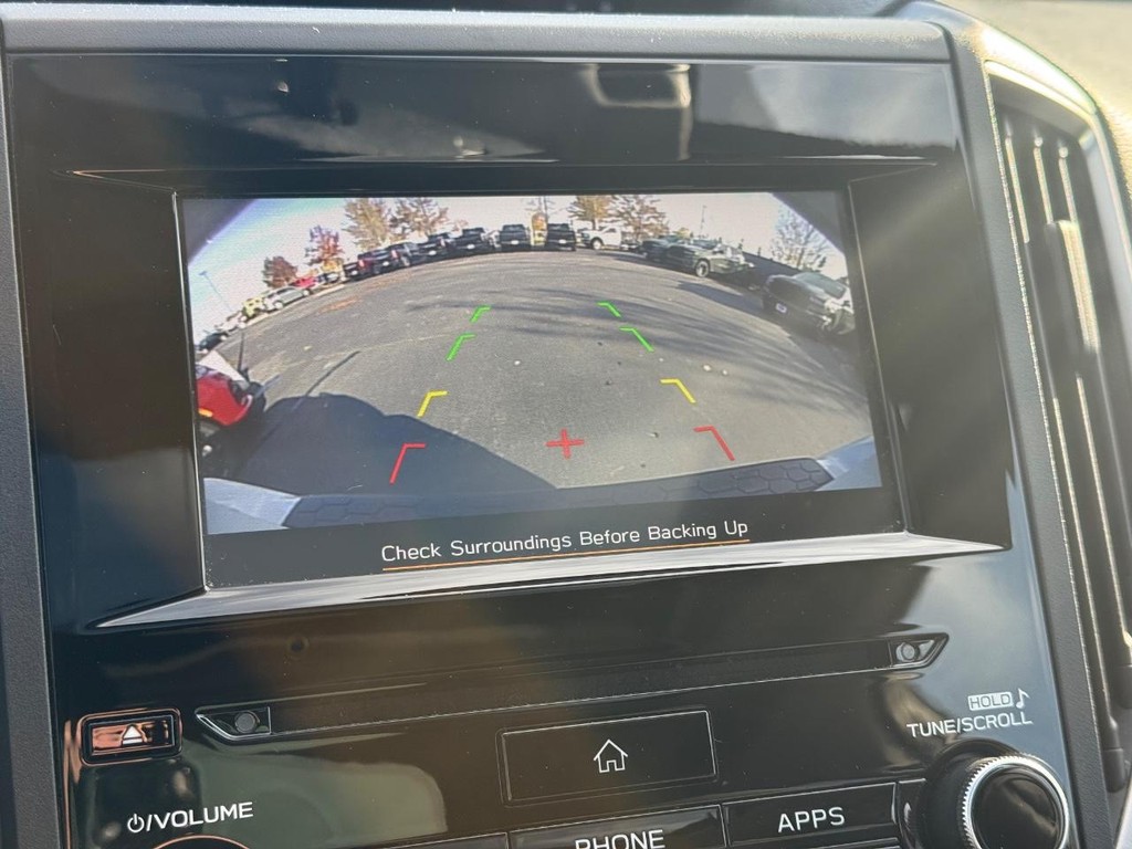 Subaru Crosstrek Vehicle Full-screen Gallery Image 19