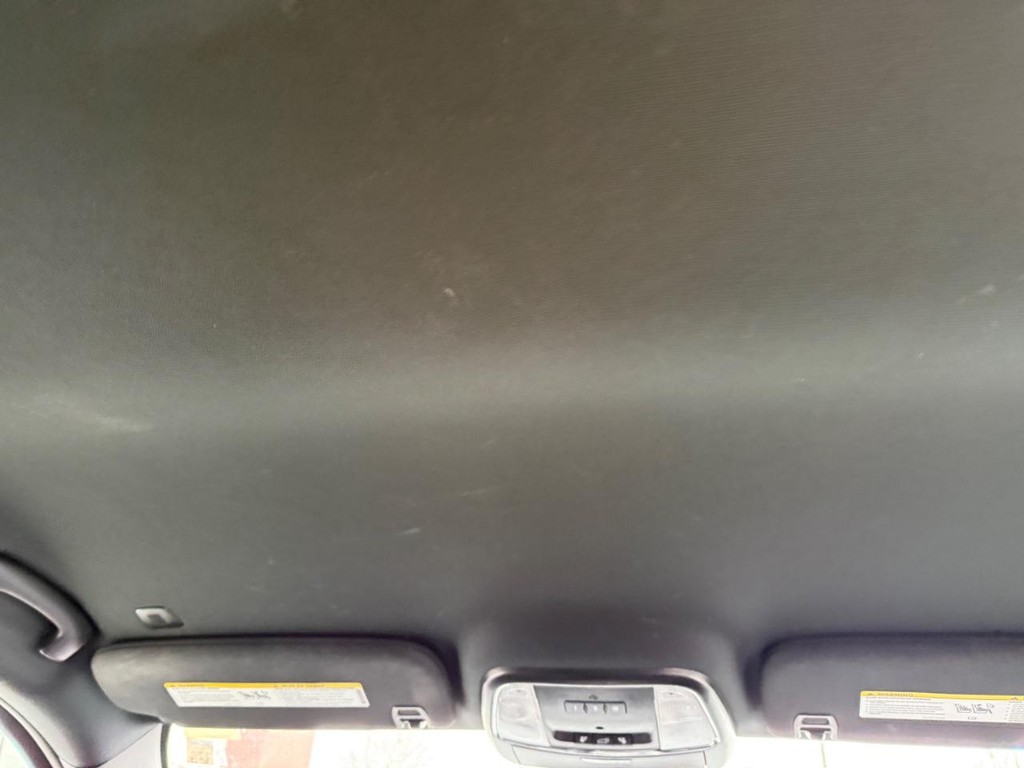 Jeep Grand Cherokee Vehicle Full-screen Gallery Image 10