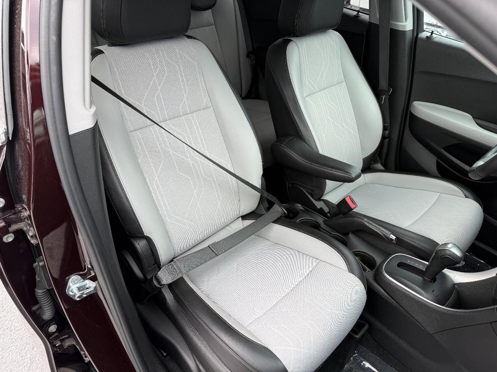 Chevrolet Trax Vehicle Full-screen Gallery Image 07