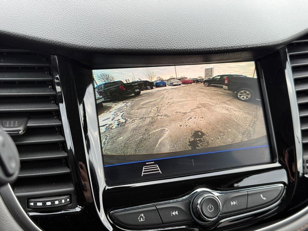 Chevrolet Trax Vehicle Full-screen Gallery Image 18