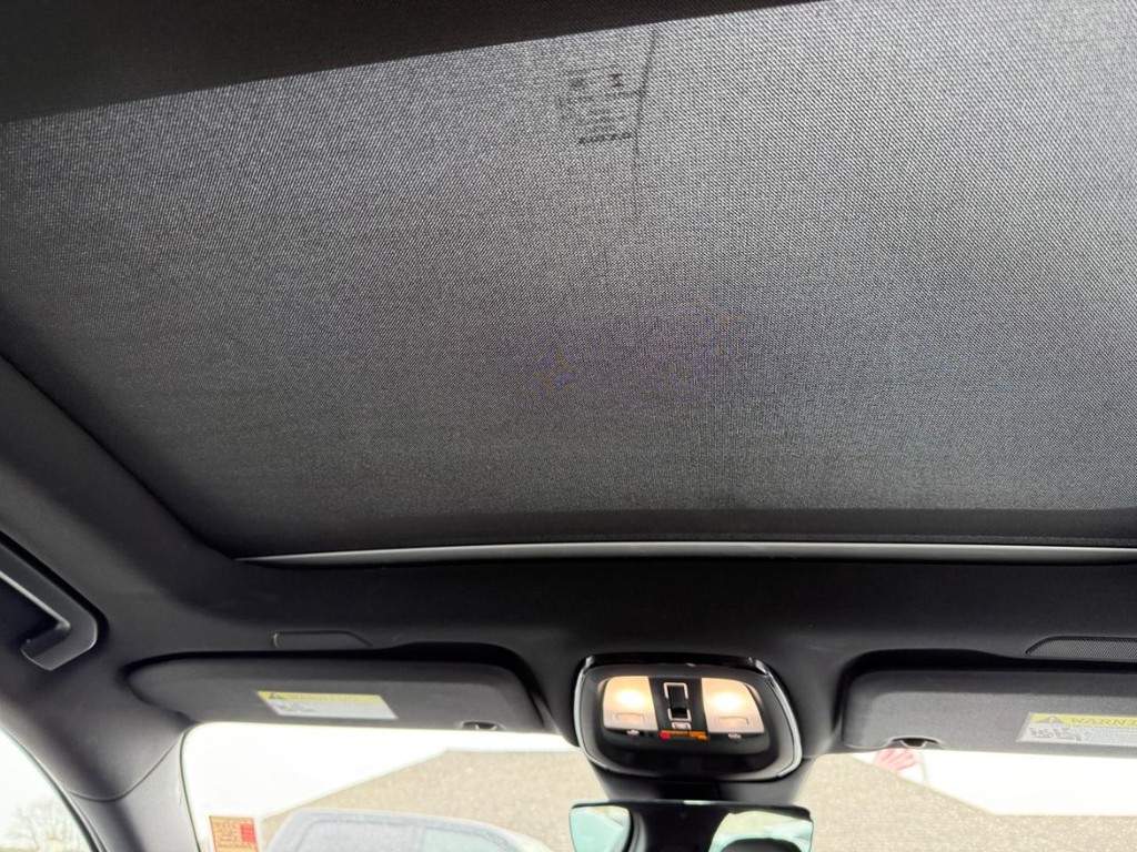 Volvo S60 Vehicle Full-screen Gallery Image 10