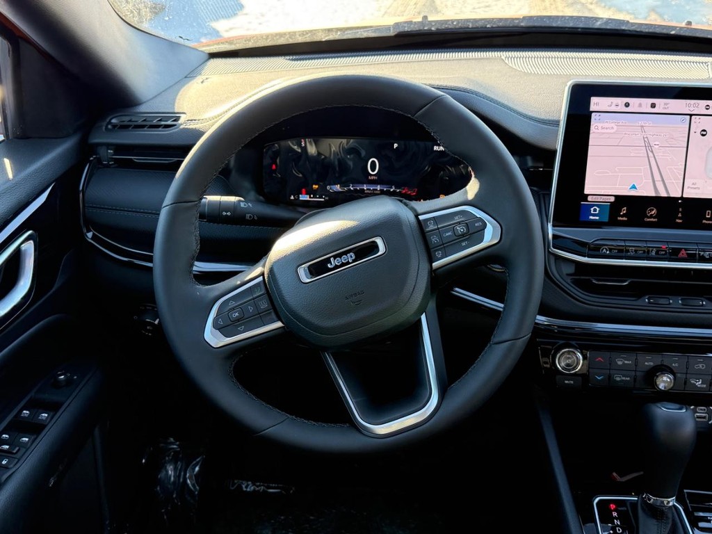 Jeep Compass Vehicle Full-screen Gallery Image 09