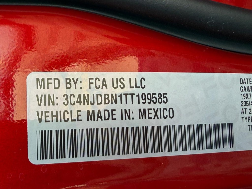 Jeep Compass Vehicle Full-screen Gallery Image 22