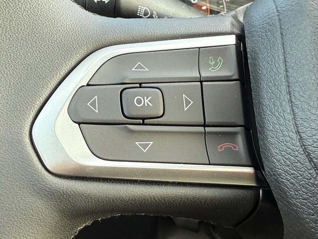 Jeep Compass Vehicle Full-screen Gallery Image 08