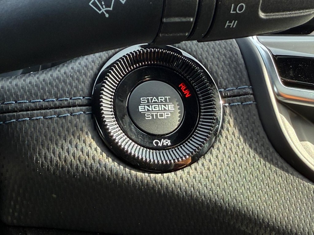 Jeep Compass Vehicle Full-screen Gallery Image 10