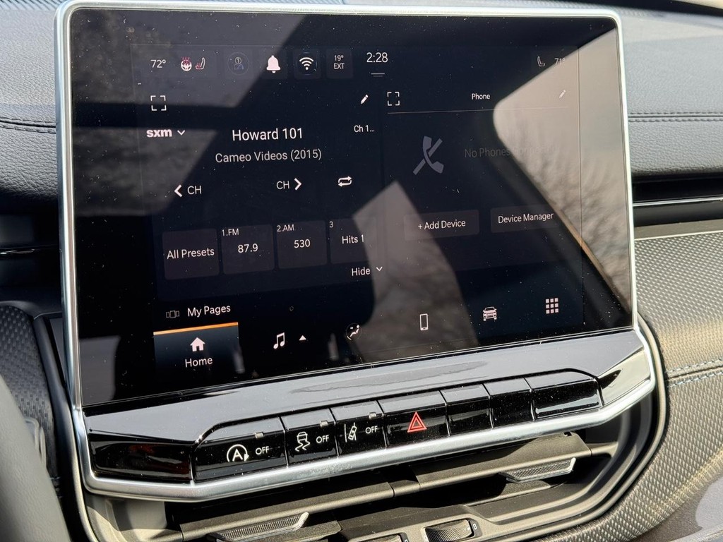 Jeep Compass Vehicle Full-screen Gallery Image 11