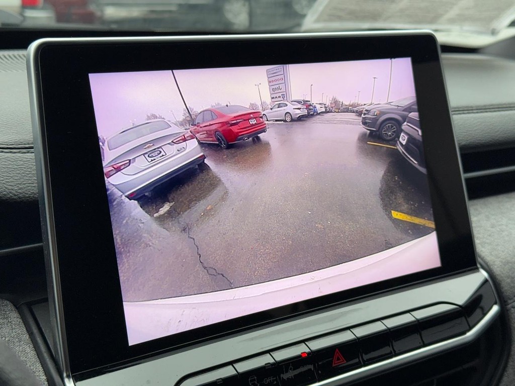 Jeep Compass Vehicle Full-screen Gallery Image 16