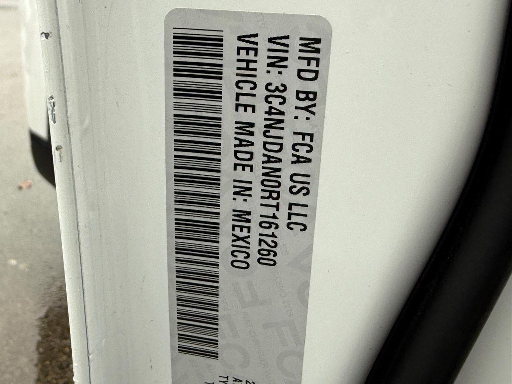 Jeep Compass Vehicle Full-screen Gallery Image 22