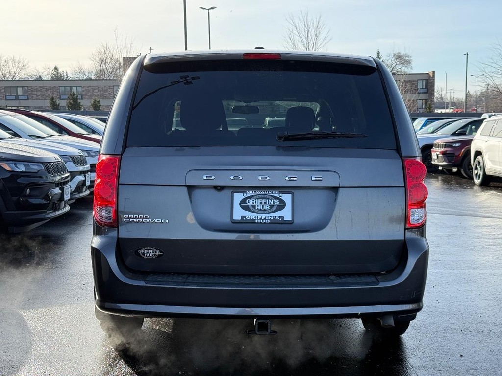 Dodge Grand Caravan Vehicle Full-screen Gallery Image 04