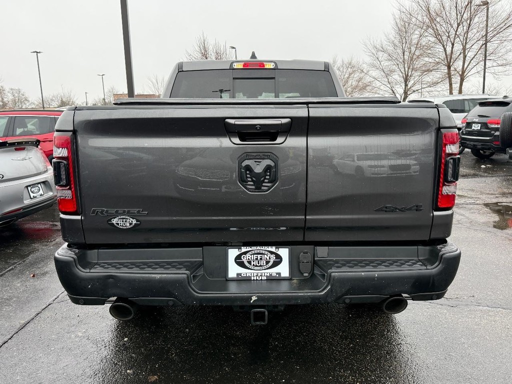 Ram 1500 Vehicle Full-screen Gallery Image 04