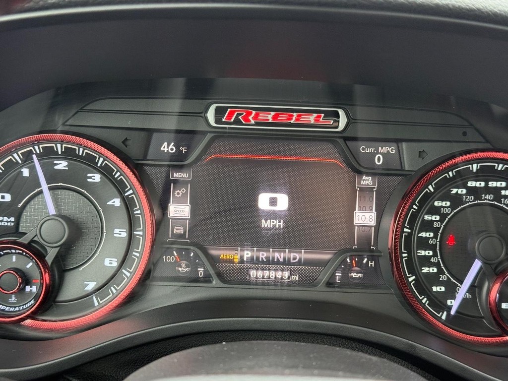 Ram 1500 Vehicle Full-screen Gallery Image 17