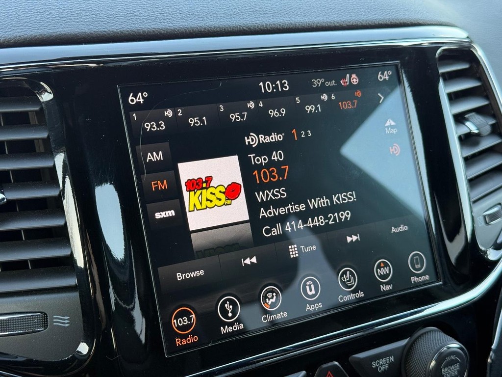 Jeep Grand Cherokee Vehicle Full-screen Gallery Image 15