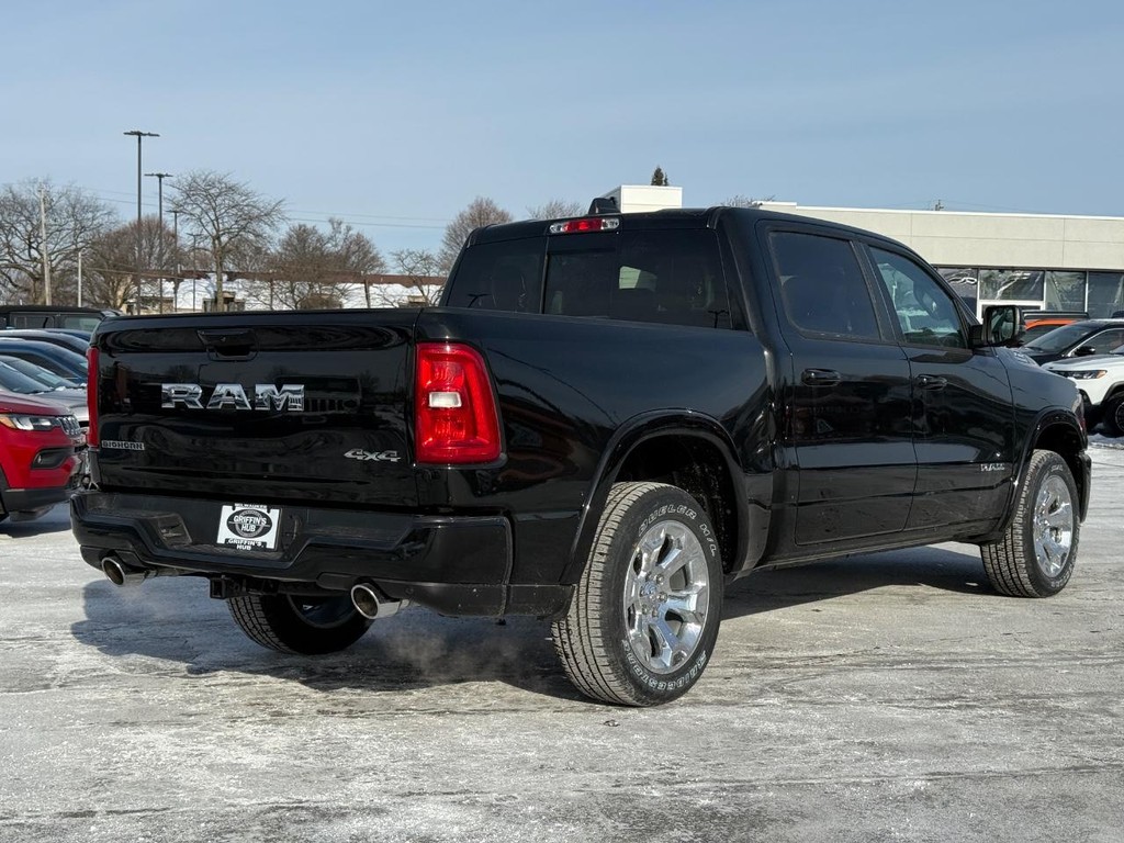 Ram 1500 Vehicle Full-screen Gallery Image 04