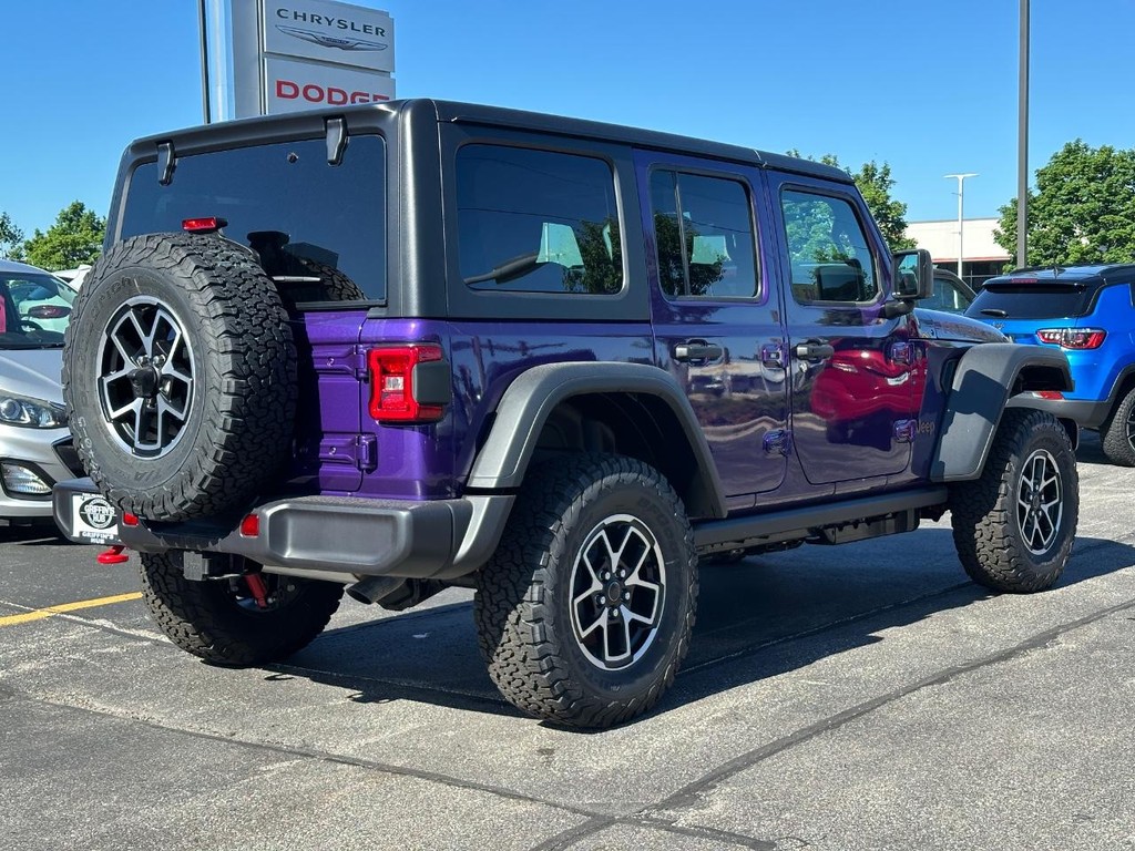Jeep Wrangler Vehicle Full-screen Gallery Image 04