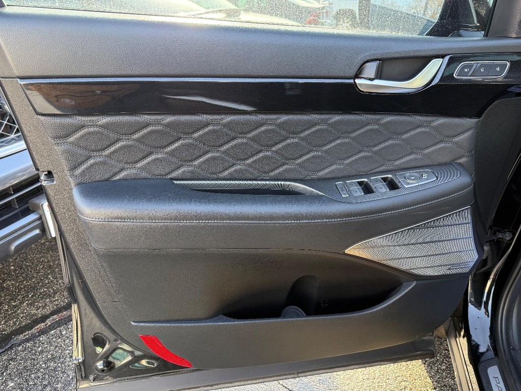 Hyundai Palisade Vehicle Full-screen Gallery Image 13