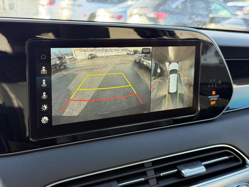 Hyundai Palisade Vehicle Full-screen Gallery Image 18