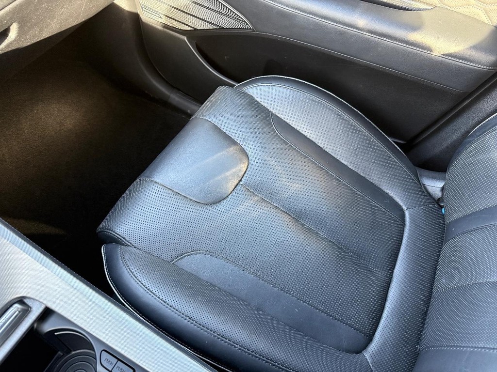 Hyundai Palisade Vehicle Full-screen Gallery Image 21