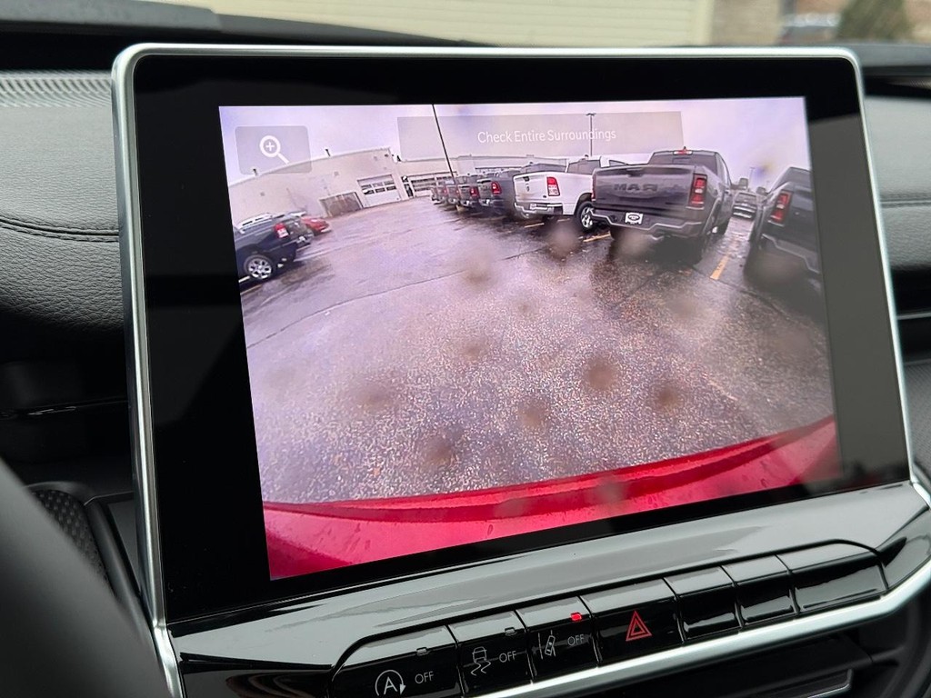 Jeep Compass Vehicle Full-screen Gallery Image 19