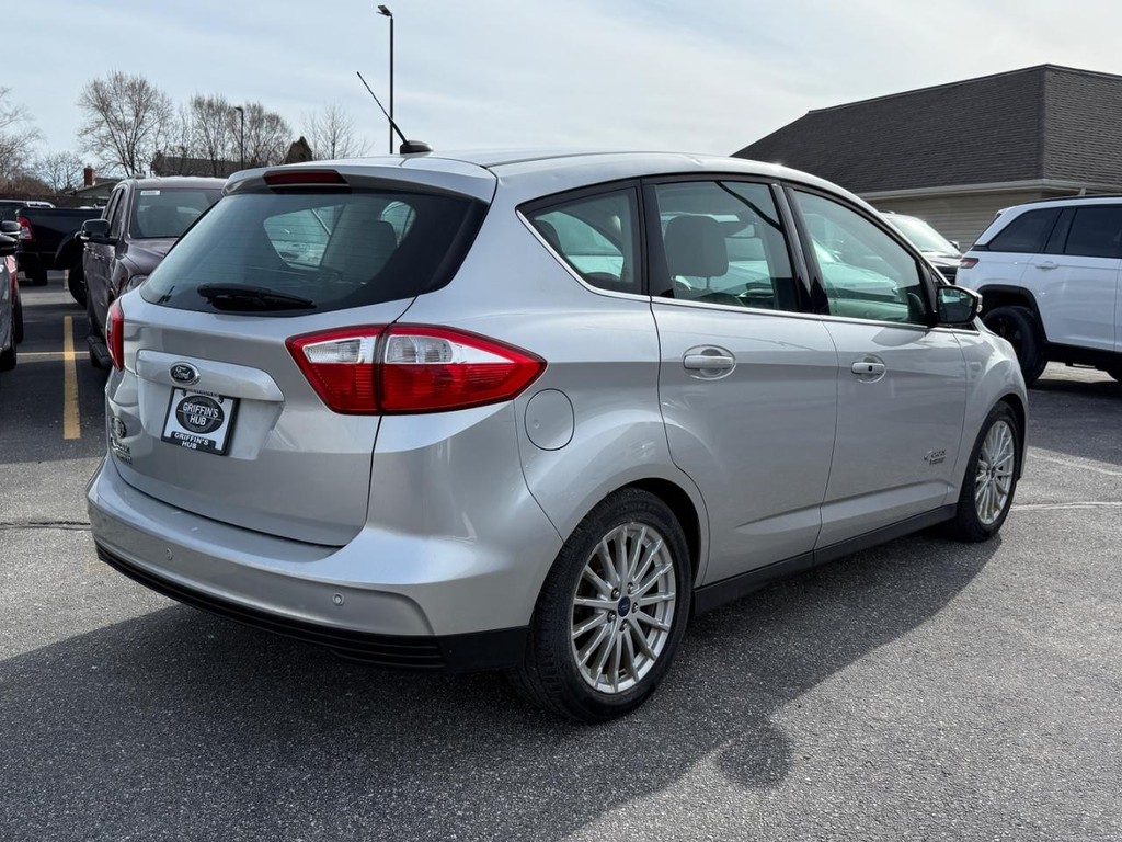 Ford C-Max Energi Vehicle Full-screen Gallery Image 03